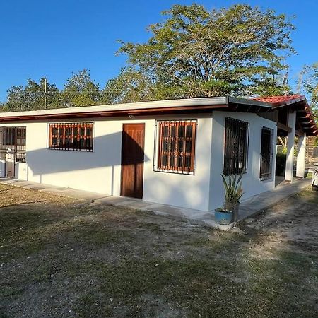 דירות Amplia Casa En פקוארה מראה חיצוני תמונה