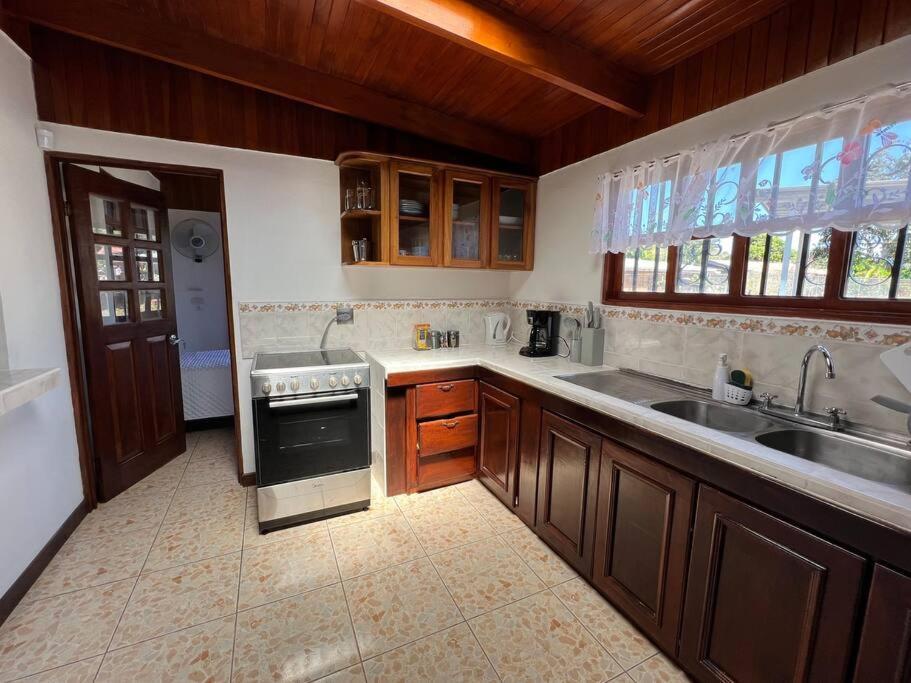 דירות Amplia Casa En פקוארה מראה חיצוני תמונה